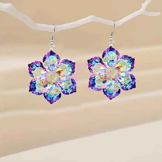Picture of Christmas Earrings - Festive Snowflake