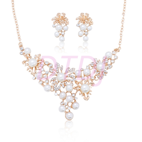 Picture of Womens Jewellery Set Gold Necklace and Earrings